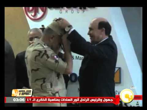 الفريق مميش يكرم أفراد الهيئة الهندسية للقوات المسلحة