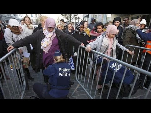 شاهد  حوار مع سماحة الإمام محمد غالاي إمام جامع