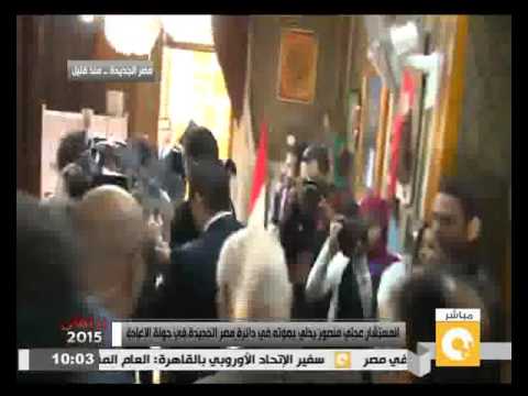 شاهد المستشار عدلي منصور يدلي بصوته في مصر الجديدة