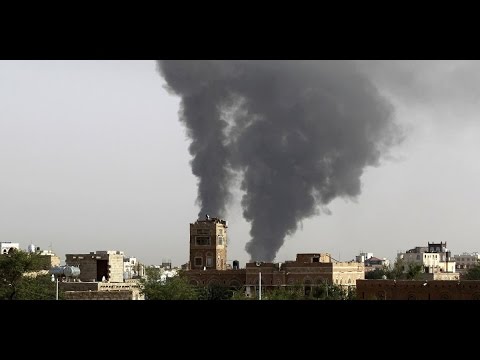 فيديوالتحالف يقصف مواقع الحوثيين في تعز