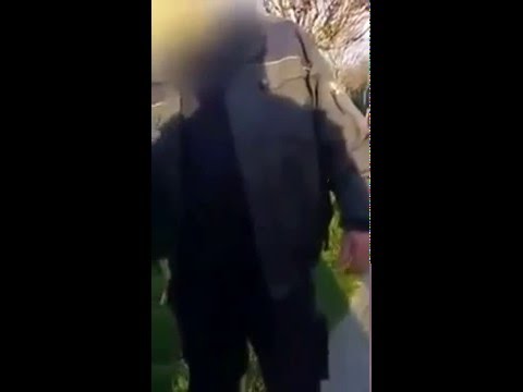 لحظة طرد 3 نساء من حديقة في هولندا