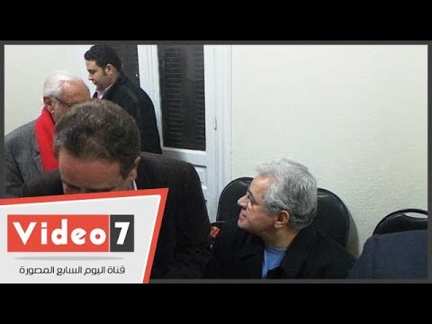 صباحي وشكرالله يوقعان على استمارة حاكموهم