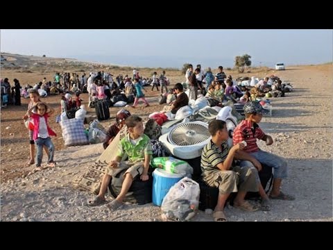 بالفيديو 12 ألف لاجئ سوري على الحدود الأردنية السورية