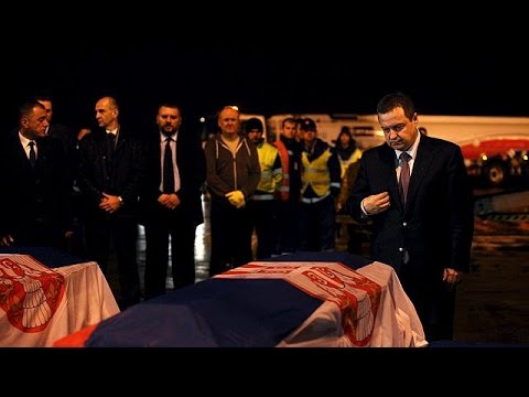 وصول جثمانيْ الدبلوماسييْن الصربييْن المقتوليْن في ليبيا إلى بلغراد