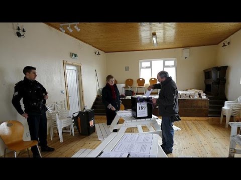 انتخابات برلمانية حاسمة في إيرلندا