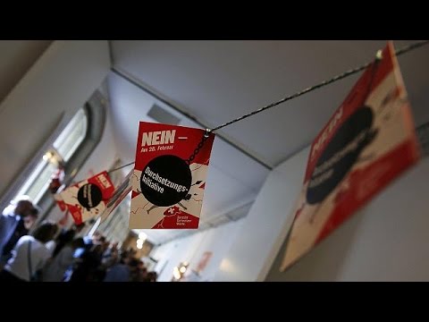 غالبية السويسريين يرفضون طرد الاجانب بشكل آلي