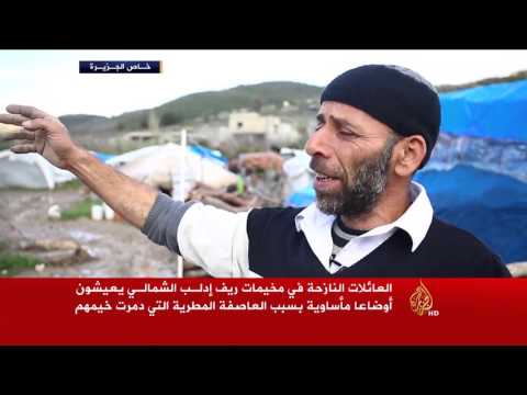 شاهد عاصفة مطرية تغرق مخيمات لاجئين على حدود تركيا