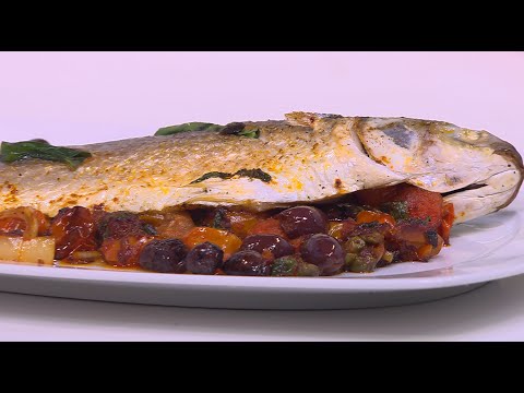 طريقة عمل سمك بوري محشي طماطم و زيتون