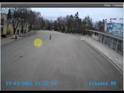 شاهد نجاة كل المارة في شارع روسي