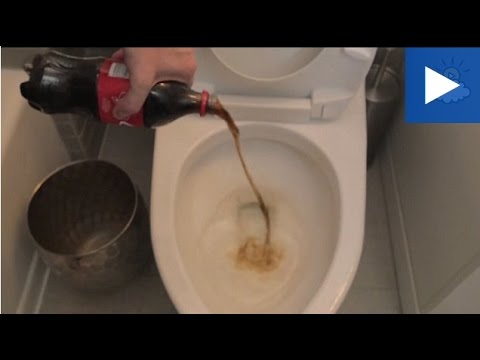 أسهل ثلاث طرق لتنظيف المرحاض دون عناء