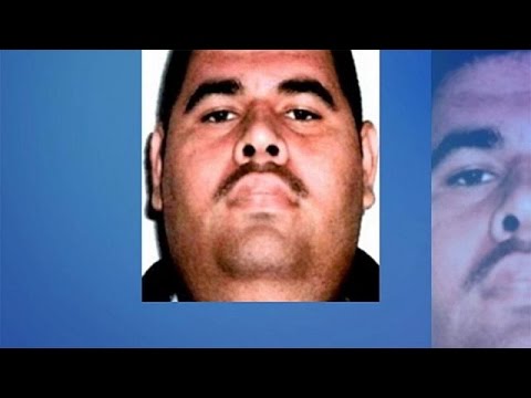 شاهد القبض على أحد أفراد عصابة لتبييض الأموال في المكسيك