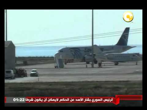 شاهد اللواء نبيل شكري يتساءل كيف مرّ المختطف من أمن المطار بالحزام الناسف 
