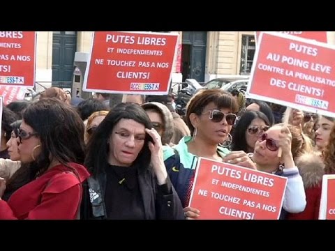 قانون فرنسي جديد لمكافحة الدعارة