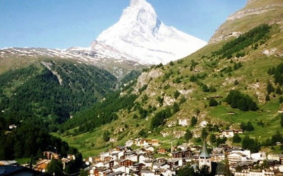 مصر اليوم - زرمات السويسرية مدينة بلا سيارات