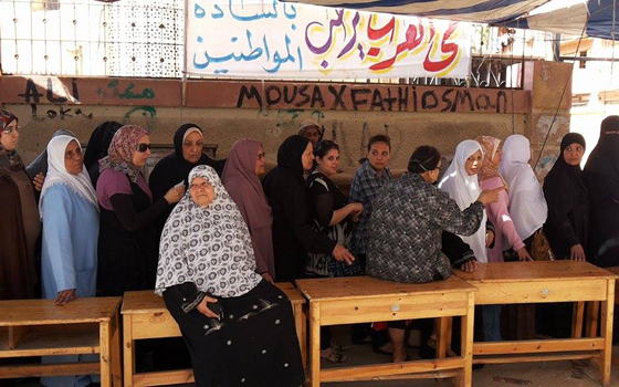   مصر اليوم - بدء توافد أهالي بورسعيد لليوم الثاني للتصويت على الانتخابات