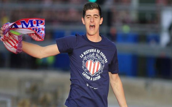 مصر اليوم - البلجيكي كورتوا يبقي مستقبله الموسم المقبل غامضًا