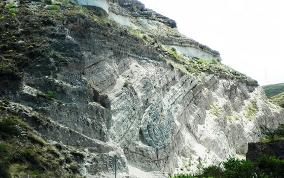 مصر اليوم - الحضارة القديمة بين أحضان الجبال والبراكين في كويتو