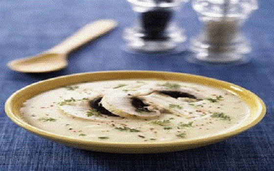  مصر اليوم - شوربة المشروم والدجاج بالشوفان الشهية