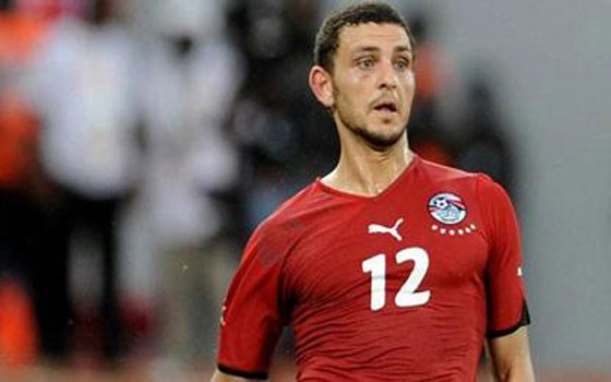   مصر اليوم - حسام غالي وشهاب الدين وعبدالفضيل في تدريبات الأهلي قبل مواجهة غزل المحلة