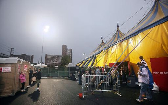   مصر اليوم - إصابة تسعة بهلوانيين إصابة خطرة بعد سقوطهم خلال عرض في السيرك