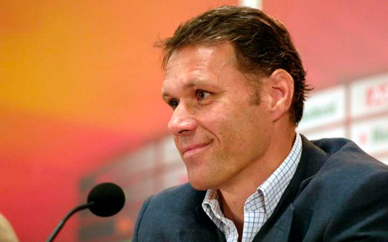   مصر اليوم - ستارافريكا: هل يتعاقد الأهلي مع ماركو فان باستن؟