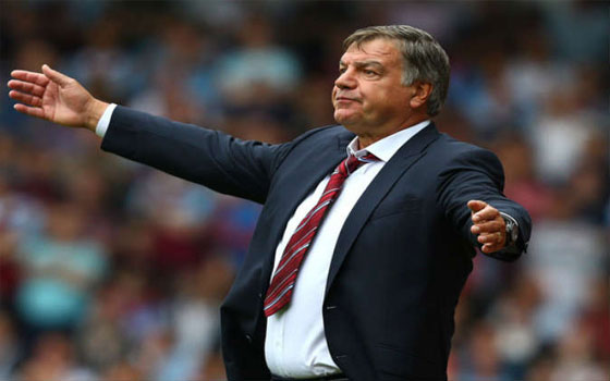 مصر اليوم - مدرب وست هام يريد حرمان سيتي من اللقب من أجل جيرارد