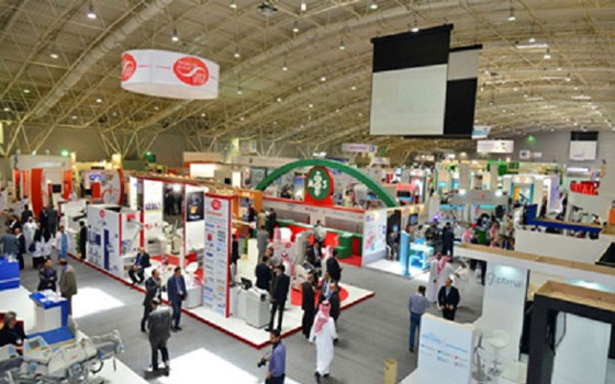   مصر اليوم - الدجين يزور معرض صحة الرياض للتوعية بفيروس كورونا