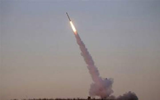 مصر اليوم - صاروخ فلسطيني أطلق ليلاً من غزة على جنوب اسرائيل