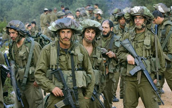   مصر اليوم - تمرد في صفوف الجيش الإسرائيلي تأييدا لجندي شهر سلاحه بوجه فلسطيني