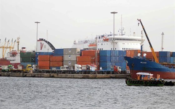   مصر اليوم - وصول 66 ألف طن ذرة من روسيا إلى ميناء الإسكندرية