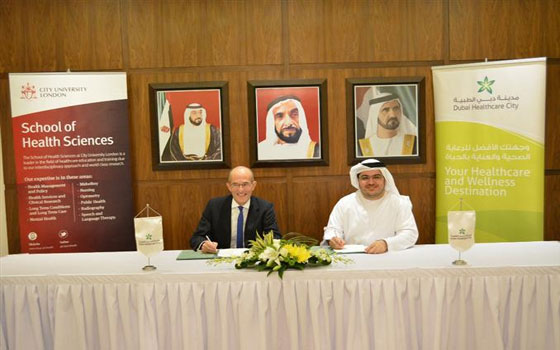   مصر اليوم - جامعة سيتي في لندن توقع مذكرة تفاهم مع مدينة دبي الطبية