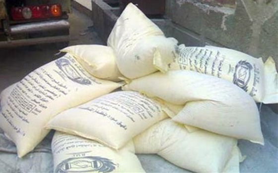 مصر اليوم - ضبط كميَّة من الدقيق المدعَّم قبل بيعها في السوق السوداء في العريش