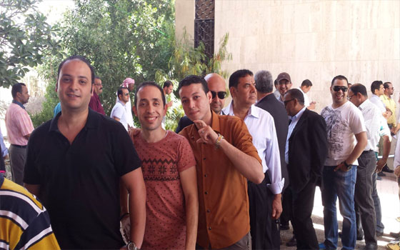   مصر اليوم - البعثات الدبلوماسيّة المصريّة تستقبل المقيمين في الخارج للإدلاء بأصواتهم في الانتخابات