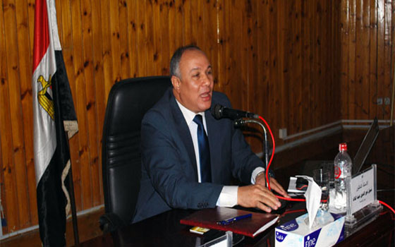   مصر اليوم - رئيس جامعة سوهاج يتفقد سير الامتحانات في كليتيّْ التجارة والآداب