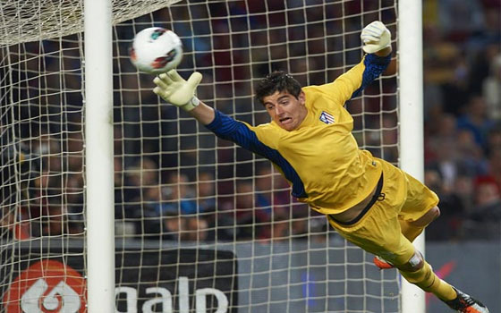 مصر اليوم - الحارس البلجيكي كورتوا يلمّح إلى الرحيل عن أتلتيكو مدريد