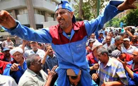   مصر اليوم - عشري تدعو أصحاب العمل للسماح للعمال بالمشاركة في الانتخابات