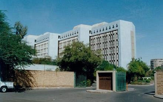   مصر اليوم - وزارة التجارة السعوديَّة تضبط مستودعيْن لقطع غيار سيارات مزوَّرة