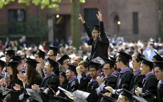  مصر اليوم - إقامة حفل التخرج لجامعة ييل الأميركية عام 2014