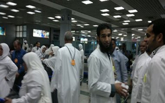   مصر اليوم - محافظُ البحر الأحمر يشهد  القُرعة العلنية للحج في الغردّقة