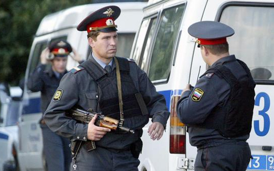   مصر اليوم - السلطات الروسية تعلن القبض على عناصر من القطاع الأيمن