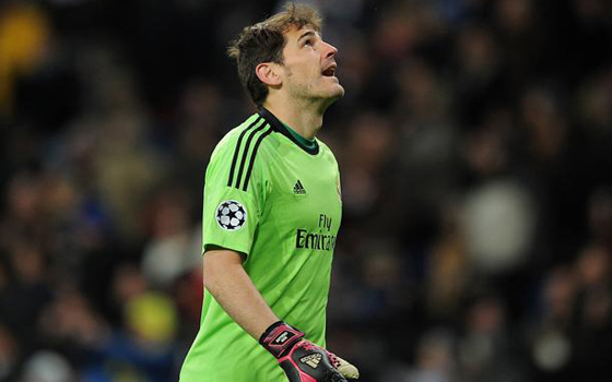   مصر اليوم - صبر كاسياس ينتصر بعد غياب 470 يوماً عن الليغا الأسباني