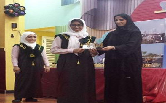   مصر اليوم - تكريم 128 طالبة متفوقة بدعم من مؤسسة حميد بن راشد