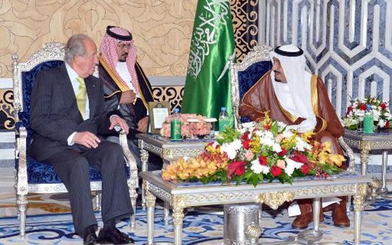   مصر اليوم - ملك إسبانيا يبحث التعاون الأقتصادي في السعودية
