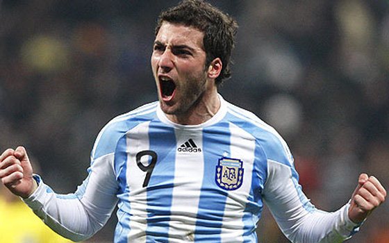   مصر اليوم - هيجوايين: كأس إيطاليا مهم للغاية فى أول موسم لي فى صفوف نابولي