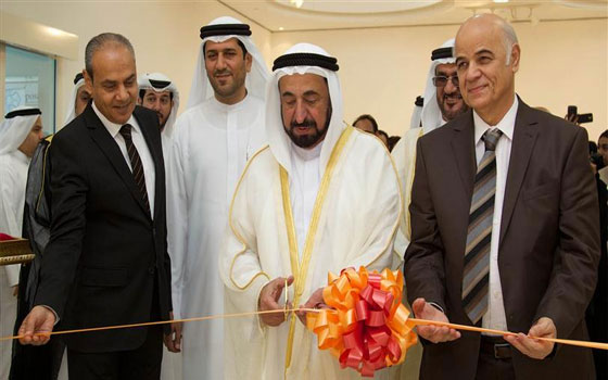 مصر اليوم - حاكم الشارقة يفتتح معرض مشاريع تخرج طلبة الفنون الجميلة