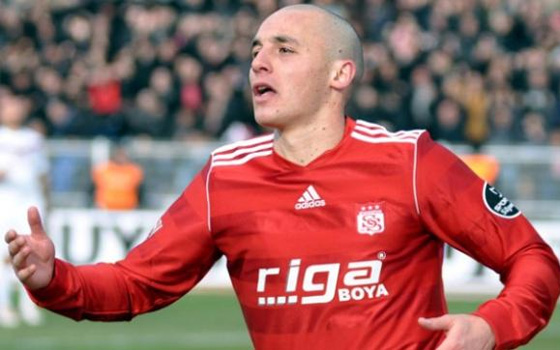   مصر اليوم - بعد تألّقه في الدوري التركي عاطف شحشوح يأمل في التألق مع أسود الأطلس