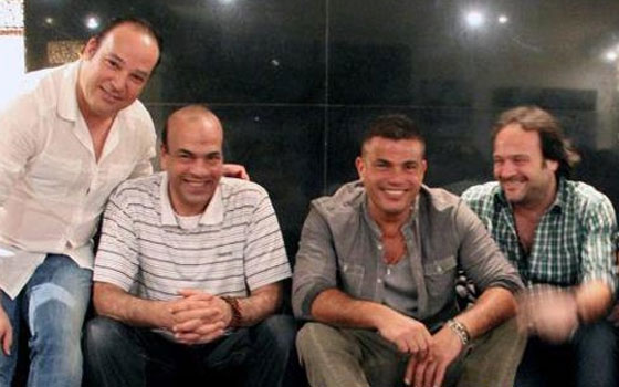 مصر اليوم - الهضبة يؤجّل طرح ألبومه بعد وفاة صديقه النجار