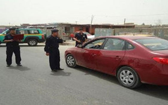   مصر اليوم - ضبط سيَّارة مسروقة بحيازة مطلوب في 3 قضايا في سوهاج