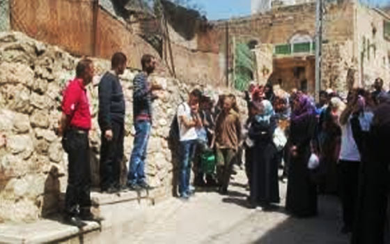   مصر اليوم - إعمار الخليل تطلع القنصل البريطاني على أوضاع البلدة