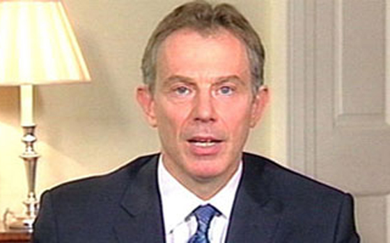   مصر اليوم - تونى بلير ينفى تسببه فى تأخير تقرير الحرب على العراق